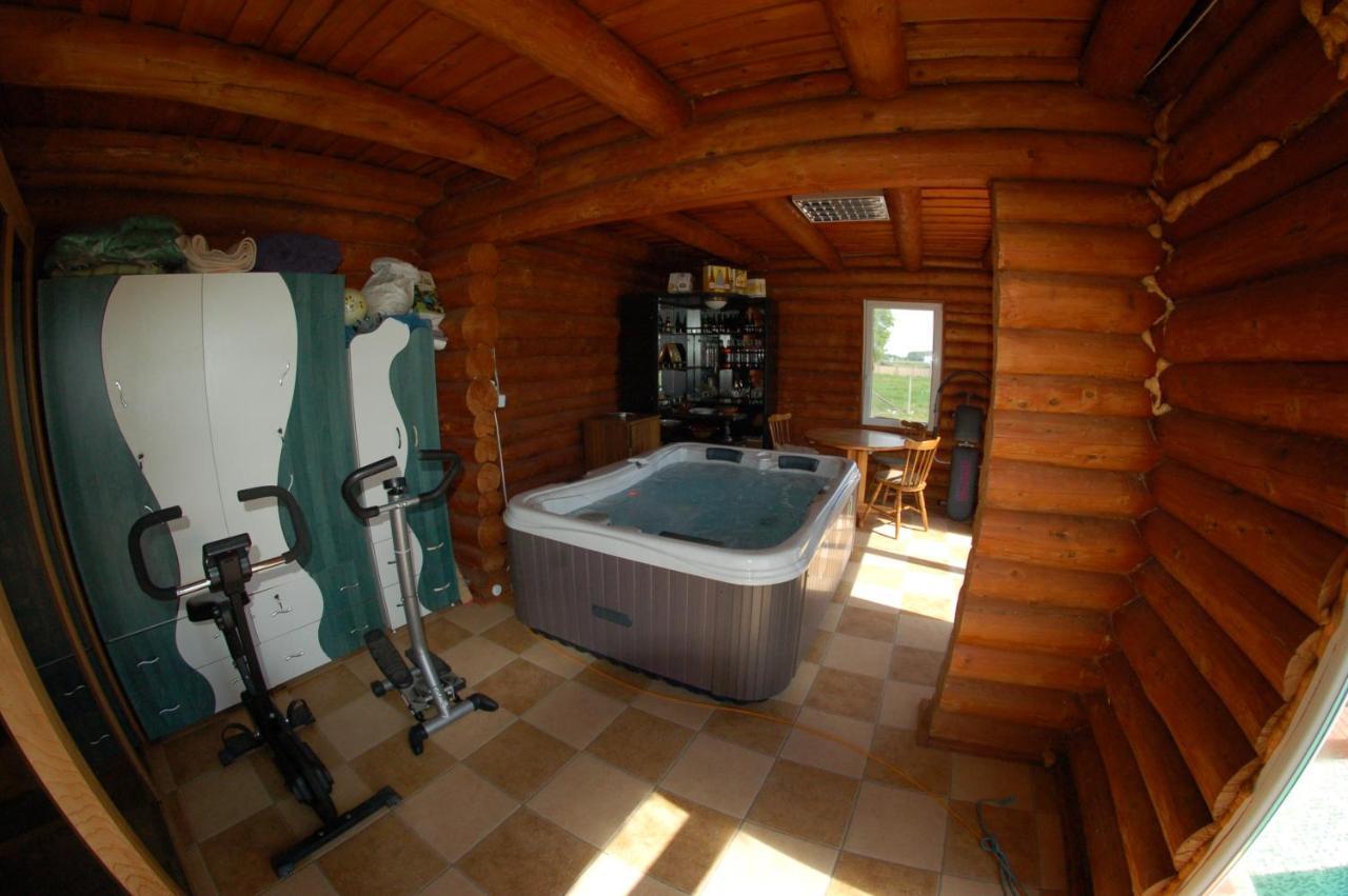 Bed and Breakfast Rönk-wellness panzió Mezőpeterd Exterior foto