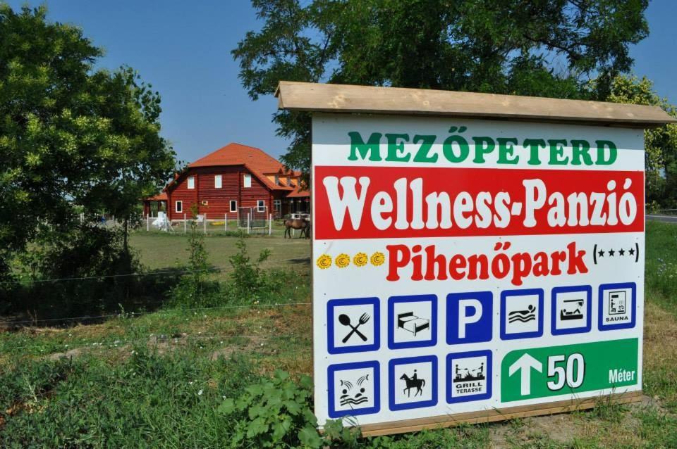 Bed and Breakfast Rönk-wellness panzió Mezőpeterd Exterior foto